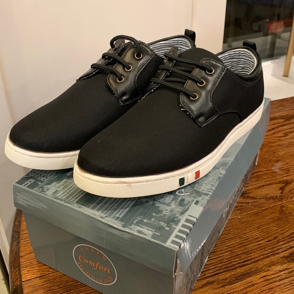 Bruno Marc shoes - size 8